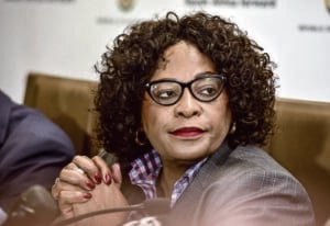 Minister Nomvula Mokonyane Unveils Plans For Comprehensive Broad