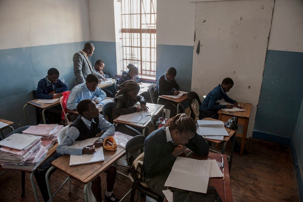 82c1d082 2yoclfa9r1gjw91uemcw Ithemba Classroom Dv